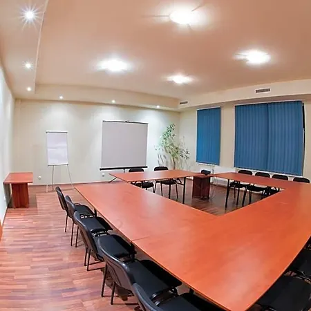 Hotel Centrum 2*
