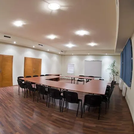 Hotel Centrum 2*