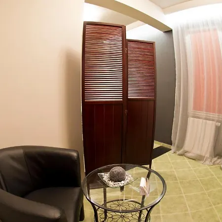Centrum Hotel 2*